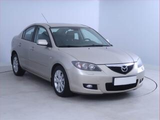 Mazda 3 1.6, nov� STK, rezervace