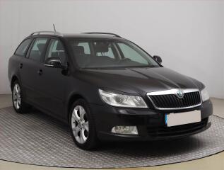 �koda Octavia Ambiente 1.4 TSI, Navi, Xenony