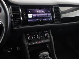 Volkswagen Passat CC (2011) 2.0 TDI BMT, Automat - náhled 12