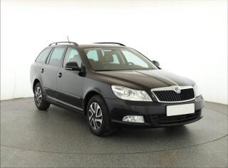 �koda Octavia 1.6 TDI, Serv.kniha, Navi