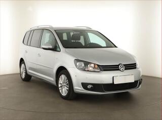 Volkswagen Touran 1.6 TDI, 7�m�st, Tempomat
