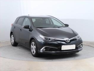 Toyota Auris 1.6 Valvematic, Automat