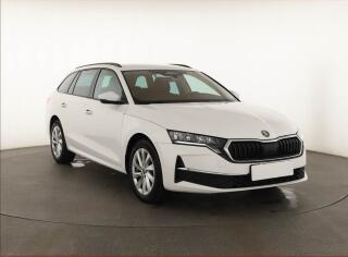 �koda Octavia 1.5 eTSI mHEV, SELECTION