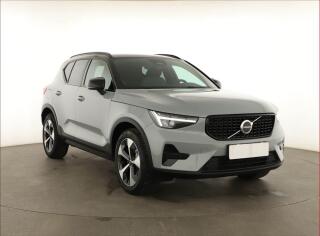 Volvo XC40 B3