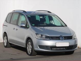 Volkswagen Sharan 2.0 TDI, 7�m�st, Serv.kniha