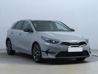 Kia Ceed Top 1.5 T-GDI, Nov v r