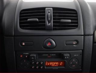 Renault Clio (2005) 1.2, nová STK, jezdí výborně - náhled 9