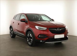Opel Grandland X 1.2 Turbo, Serv.kniha