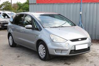 Ford S-MAX 2.0 TDCi, 7�m�st, po STK