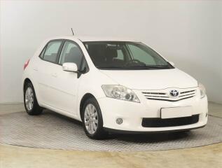 Toyota Auris 1.6 Valvematic, Automat
