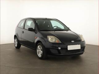 Ford Fiesta 1.3 i, po STK, jezd� skv�le