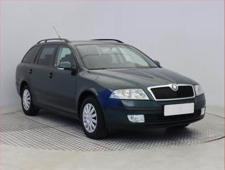 koda Octavia Ambiente 1.6, po STK, Klima