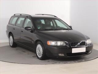 Volvo V70 2.4 D5, nov� STK, Ta�n�, Klima