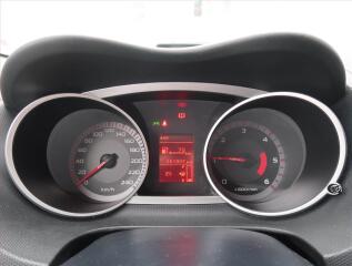 Mitsubishi Outlander (2008) Intense 2.0 DI-D, 4X4, 7 míst - náhled 11