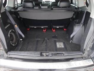 Mitsubishi Outlander (2008) Intense 2.0 DI-D, 4X4, 7 míst - náhled 12