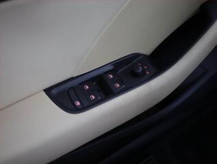 Kia Niro (2024) Style Hybrid - náhled 16