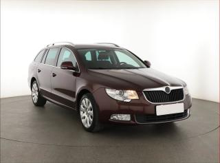 koda Superb 1.8 TSI, Xenony, Tempomat