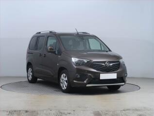 Opel Combo 1.2 Turbo, 5M�st, �R