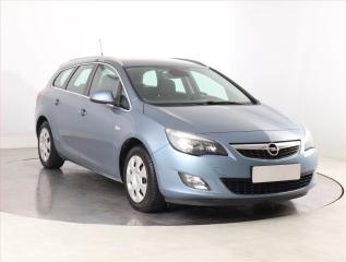 Opel Astra 1.4 T, Serv.kniha, Tempomat