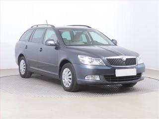 koda Octavia 1.6 TDI, Serv.kniha, Tempomat