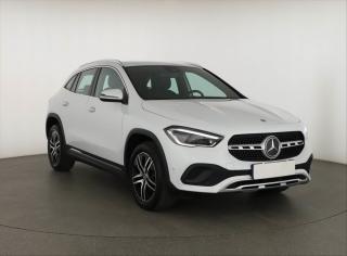 Mercedes-Benz GLA 200d 4MATIC, R 1MAJ, 4X4