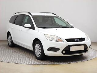 Ford Focus 1.8 16V, Serv.kniha, nov� STK