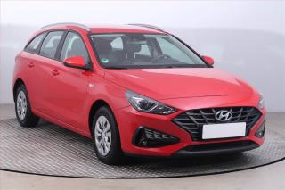 Hyundai i30 1.5 DPI, R,1.maj, Serv.kniha
