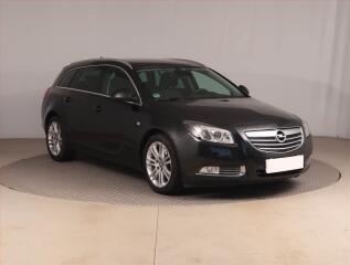 Opel Insignia 2.0 CDTI, Navi, Xenony