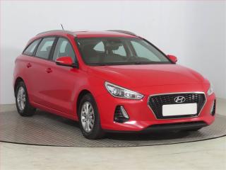 Hyundai i30 Comfort 1.6 CRDi, Serv.kniha