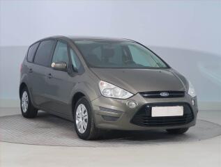 Ford S-MAX 2.0 TDCi, po STK, Ta�n�