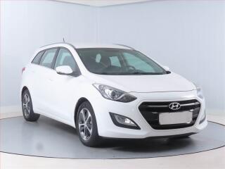 Hyundai i30 Style 1.6 MPI, Serv.kniha