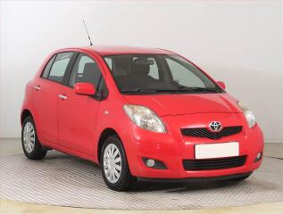 Toyota Yaris 1.0 VVT-i, nov� STK