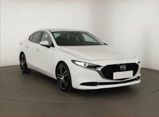 Mazda 3 2.0 Skyactiv-G, �R,1.maj
