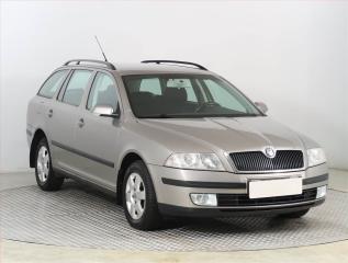 koda Octavia Elegance 1.8 TSI, Serv.kniha
