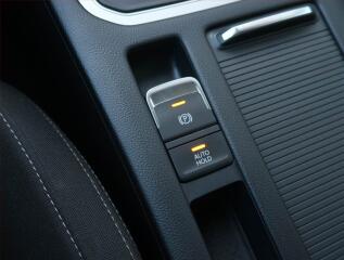 Mercedes-Benz Třídy C (2008) Avantgarde C 180 Kompressor - náhled 18