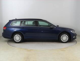 Mercedes-Benz Třídy C (2008) Avantgarde C 180 Kompressor - náhled 6