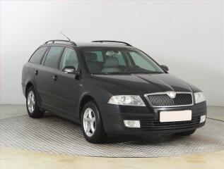 �koda Octavia Laurin&Klement 2.0 TDI, Xenony