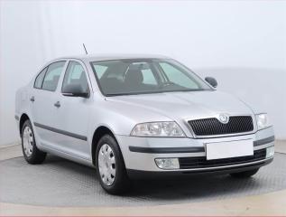 koda Octavia 1.6, R,1.maj, Serv.kniha