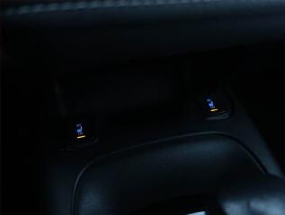 Dodge Caliber (2007) 2.4 i, Tempomat, Vyhř. sedaček - náhled 17