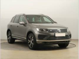 Volkswagen Touareg R-Line 3.0 TDI, Nov v r