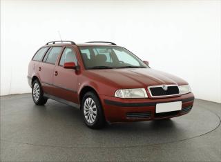 koda Octavia 1.6, Tan, Klima, servisovan
