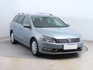 Volkswagen Passat 2.0 TDI, Automat, Navi