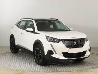 Peugeot 2008 Allure 1.2 PureTech, �R,1.maj