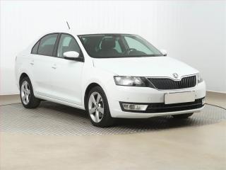 koda Rapid Ambition 1.6 TDI, Xenony