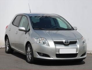 Toyota Auris 2.0 D-4D, udrovan