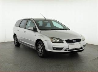Ford Focus 1.6 TDCi, nová STK, Tažné