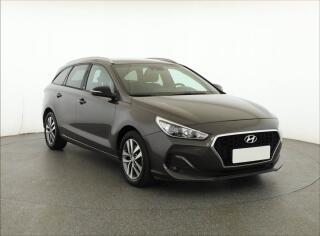 Hyundai i30 Trikolor 1.0 T-GDI, Serv.kniha