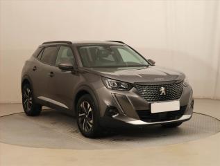 Peugeot 2008 Allure 1.2 PureTech, R,1.maj