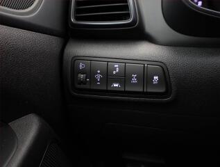 Opel Antara (2015) Cosmo 2.2 CDTI, 4X4, Automat - náhled 15