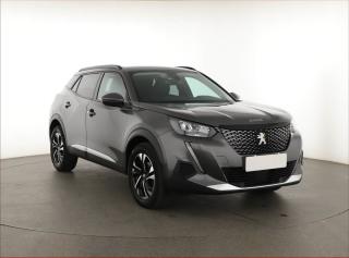 Peugeot 2008 Allure 1.2 PureTech, 1.maj, R